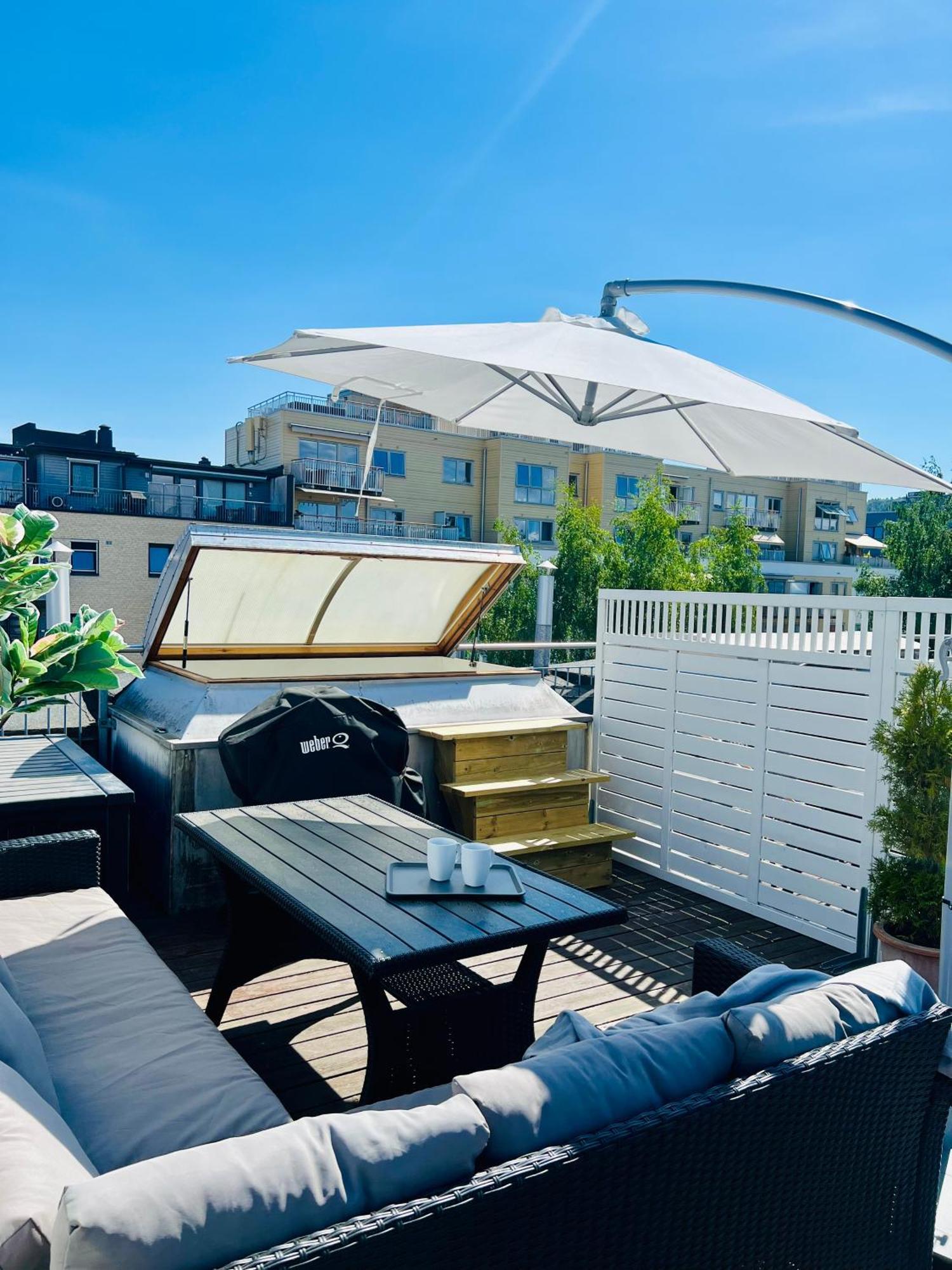 Ultracentral Duplex With Private Rooftop Terrace Oslo Esterno foto